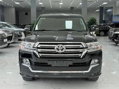 Bán Land Cruiser 4.6 V8 sản xuất 2020. xuất hoá đơn VAT. 0