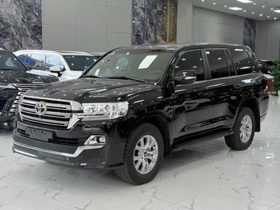 Bán Land Cruiser 4.6 V8 sản xuất 2020. xuất hoá đơn VAT. 2