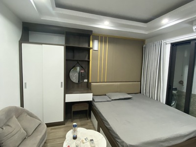 Cho thuê Căn Chung cư mini giá rẻ tại Ngõ 193 Trích Sài. Ban công View cực thoáng. Chỉ 5.5tr 3