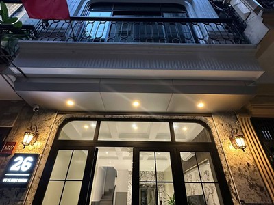 Nhà Đẹp 6 Tầng Thang Máy Giảng Võ ÔTÔ Nội Thất xịn 2 Thoáng 20.8 Tỷ 1