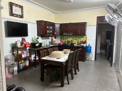 Siêu phẩm Tôn Đức Thắng ngay cầu An Dương 1 kinh doanh buôn bán sầm uất 3.5 tầng 102m nhỉnh 8 tỷ 2