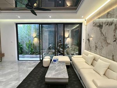 Nhà mới đẹp 6 tầng thang máy khu Hoàng Văn Thái - Lê Trọng Tấn 5m ra ô tô ngõ thông 52m2 MT rộng 1