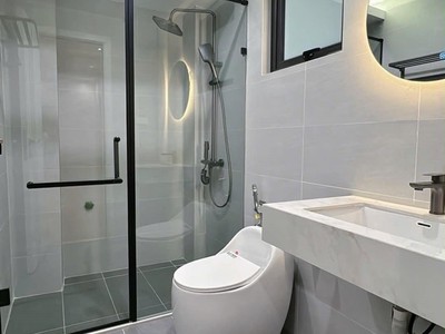 Nhà mới đẹp 6 tầng thang máy khu Hoàng Văn Thái - Lê Trọng Tấn 5m ra ô tô ngõ thông 52m2 MT rộng 5