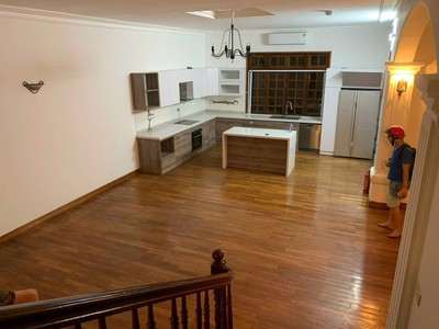 Biệt Thự Sân Vườn Mặt phố Tô Ngọc Vân 350M2 4 Tầng Có Bể Bơi Bề Thế rất đẹp 3