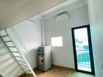 Cho thuê CC mini, có thang máy, có gác xép, có ban công gần trường Bách-Kinh-Xây, 5