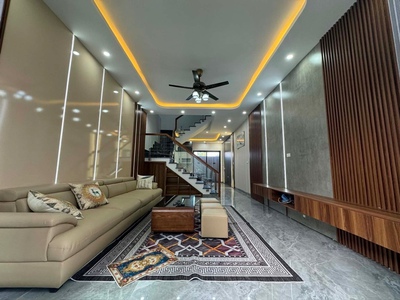 Siêu phẩm Hy Tái Ô TÔ ĐỖ CỬA - NHÀ MỚI ĐẸP, FULL NỘI THẤT - Ở LUÔN 3 tầng 3PN 53m hơn 3 tỷ 0