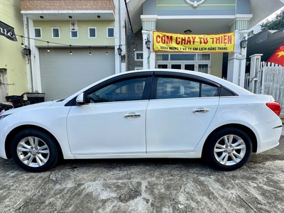 Chevrolet Cruze LT số sàn 2017 4