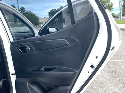 HYUNDAI GRAND i10 1.2 AT 2023   full option đẹp xuất sắc 4