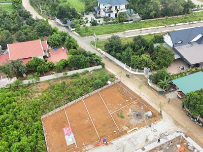 Quỹ đất 11 lô tại hoà lạc, cạnh trục hồ tây - ba vì. 3 p di chuyển ra khu cnc hoà lạc và các trường 3