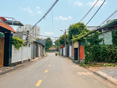 L2491 lô góc kd đỉnh sát phạm văn đồng, 12.x tỷ 0