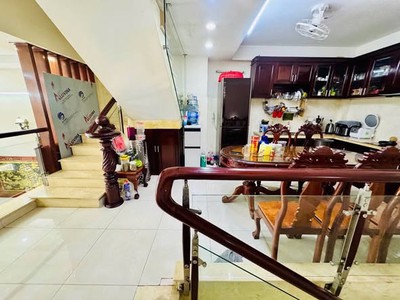 Nhà  đẹp tân bình    3.5 7.5m - 3 tầng btct 0