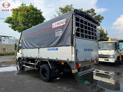 Xe Tải Hino 5 Tấn Mui Bạt Cũ - Hino XZU342 Thùng Bạt Bửng Nhôm 2021 1