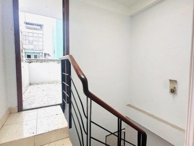 Bán nhà Hẻm Lê Hồng Phong, P.1, Quận 10. Hẻm 7m, gần chợ Hồ Thị Kỷ 1
