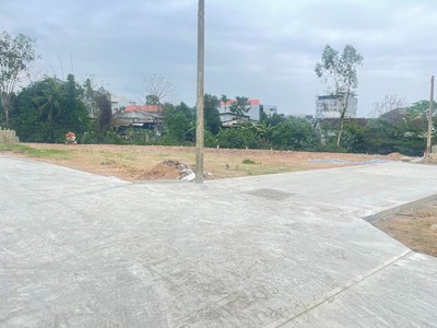 Lô đất đường Phùng Quán, phường Thủy Dương cũ, cao ráo bao ngập lụt 1