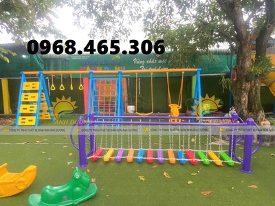 Bộ vận động thăng bằng mầm non, cầu thăng bằng giao động mầm non 1
