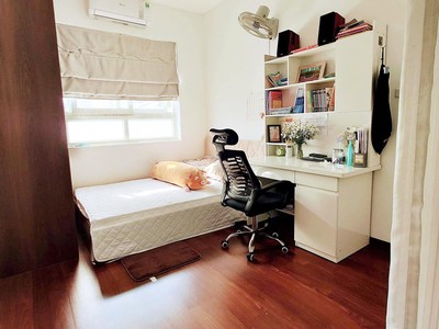 Bán căn hộ CC 137 Nguyễn Ngọc Vũ Hà Nội 80m2 4
