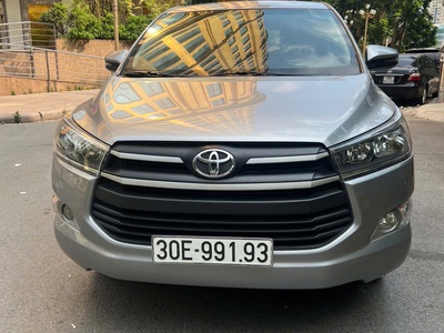 Cần bán xe Toyota innova 2.0 E 4