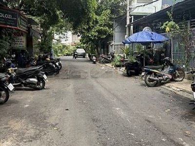 Nhà Nguyên Căn Đường số 9, p. Linh tây GẦN Phạm Văn Đồng 3PN 2WC 10TR/THÁNG 6