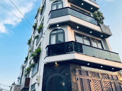 Nhà 1 trệt 4 lầu - Gía dưới 7 tỷ 7