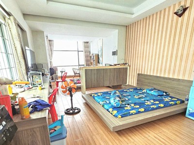 Mặt tiền kdoanh 5 tầng cạnh chợ Tân Hương 4x 19M - DÁ 7,xT 1