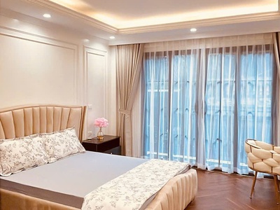 Bán nhà phân lô đền lừ 7 tầng thang máy long lanh ô tô tránh vào nhà ngõ 299 đường hoàng mai 1