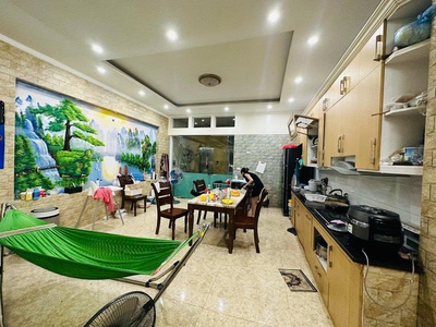 Bán gấp nhà đẹp 5 tầng mặt phố Lê Lợi, 68m2, mặt tiền 5m, thang máy, kinh doanh sầm uất, giá 31.5 tỷ 1