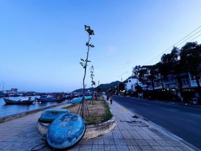 Bán nhà mặt tiền Nguyễn Văn Linh Nha Trang, ngay khu dân cư Hòn Rớ, giá 6,3 tỷ 2