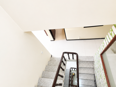 Nhà ngon THÀNH THÁI , 4 tầng BTCT , 43M2 , sát hẻm xe hơi , CHỈ 6.X TỶ 3