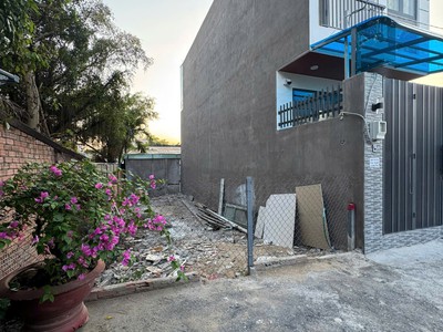 Lô đất gần vinhomes grand park q9- 68m2   nhỉnh 3 tỷ   đường ôtô tránh  kdc bàn cờ 0