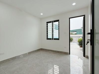 Bán nhà đại học Y Hà Nội 6 tầng thang máy Lô góc thoáng 10.6 tỷ 3