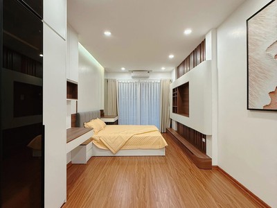Bán nhà đại học Y Hà Nội 6 tầng thang máy Lô góc thoáng 10.6 tỷ 4