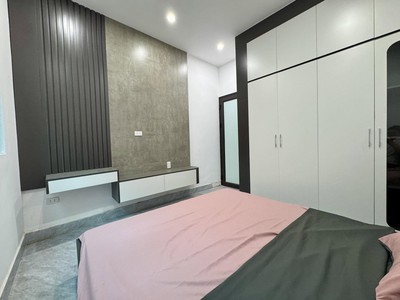9.25 TỶ 40M2 4 Tầng Nhà mới tinh Full nội thất Ngõ thông sát ô tô Gần Time City 1