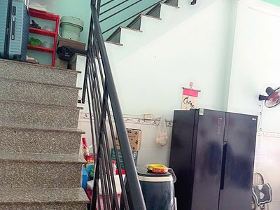 CẦN BÁN NHÀ ĐƯỜNG HẬU GIANG , Quận 6    5.5 x 20m  nỡ hậu, Gía 11.x Tỷ 1