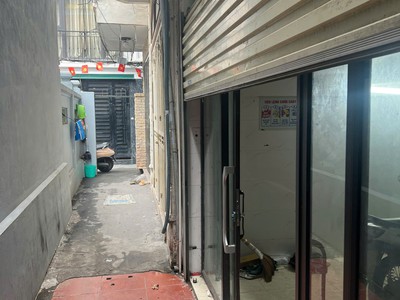 Phải thật nhanh thì may ra mới còn - cách mặt phố tôn đức thắng 40m 1