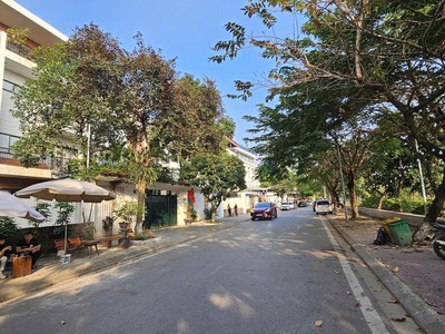 Bán lô đất biệt thự mặt đường tạ quang bửu view vườn hoa đẳng cấp 1