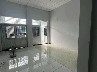 Cho thuê nhà Đường số 8 p. linh Tây, Hẻm 4m Gồm 2pn1wc, Sân rộng để xe máy giá 7tr/tháng 0