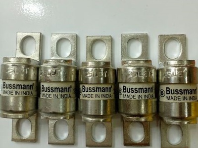 Cầu chì 25A 240V, Model 25LET 0