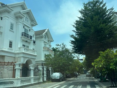 Bán Biệt Thự Góc 2 Mặt Tiền Khu Dân Cư CityLand Gò Vấp.DT:300m2.Giá 77 tỷ 8