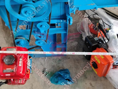 Máy Tuốt Lúa Mini Sàng Rung Thịnh Thành CL68 giá rẻ 1