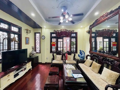 Duy nhất ngã tư Phạm Văn Đồng, Xuân Thủy, 40m2, 5T, p/lô, ô tô, ở k/doanh đỉnh, nhỉnh 20 tỷ 1