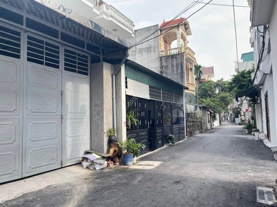 Bán đất mặt ngõ 381 Ngô Quyền, ph Tân Bình, TP Hải Dương, 91.8m2, mt 4m, đường oto thông, 2.x tỷ 1