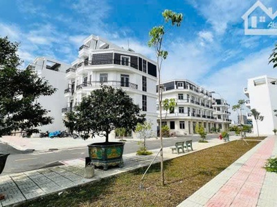 Nhà phố 7 phòng khép kín   dòng tiền 22 triệu/tháng   giá chỉ 5,79 tỷ 3