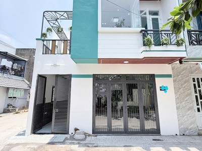 Cần bán nhanh  căn nhà ở ngay gần chợ mỹ hạnh nam, đức hòa, tỉnh long an. 0