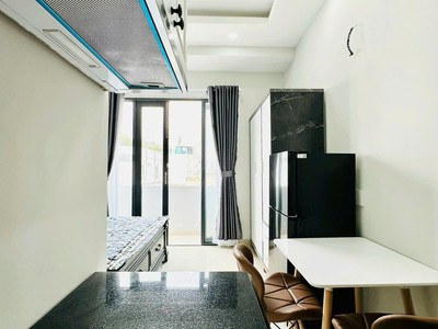 Tòa chdv nơ trang long gần chợ bà chiểu phan đăng lưu. 5 tầng 540m2 sàn 3