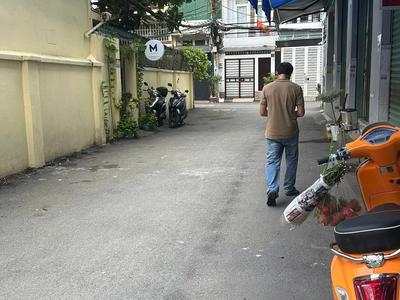 Cho thuê nhà đẹp quận 10 hẻm ô tô , giá chỉ 5,5 triệu/tháng 4