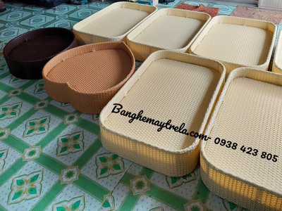 Khay nổi đồ ăn mây nhựa 4