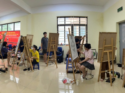 Lớp học vẽ ARC Hà Nội 2
