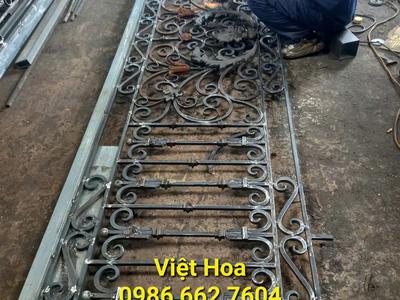 Cần tìm đơn vị gia công lan can sắt nghệ thuật 2