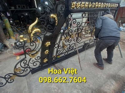 Cần tìm đơn vị gia công cổng sắt mỹ thuật đẹp 2