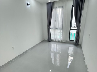 Gần Đầm sen - Nhà đẹp ở ngay 1